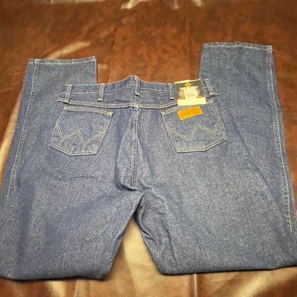 Wrangler new with tags fire retardant denim jeans, size 38/36‎ - Picture 2 of 10